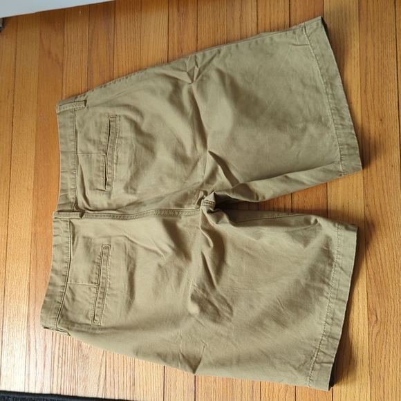 Gap men's khaki shorts size 34 - Picture 6 of 6